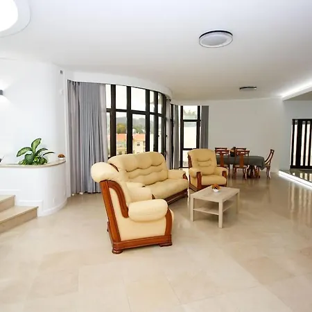 Dom wakacyjny Requinte House *