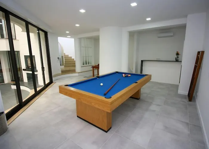 Requinte House 펜션 *