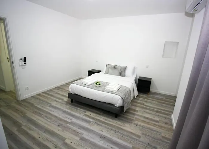 Requinte House 펜션 *